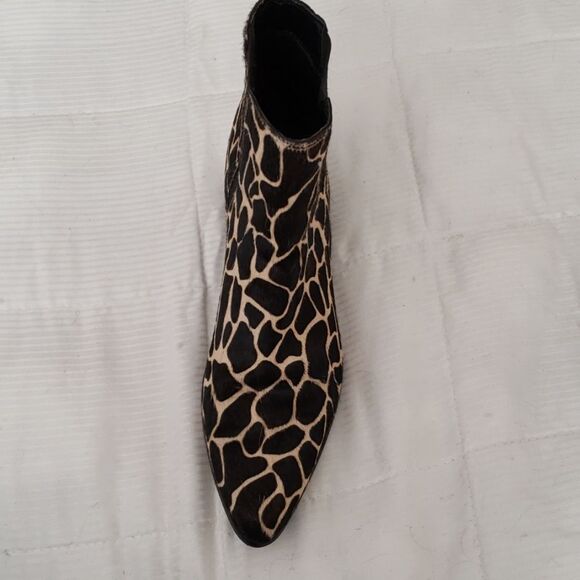 COPY - Giraffe print booties - Picture 3 of 4